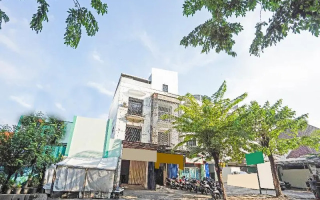 SPOT ON 90403 Gosepa Ngagel