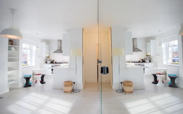 Studio Next to British Museum