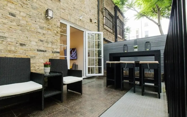 The Mornington Camden Female Only