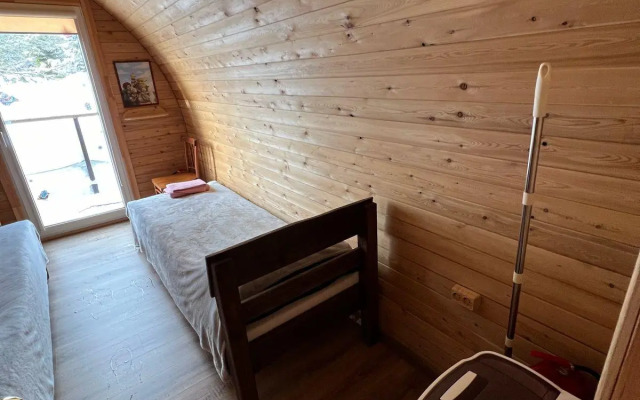 Shrek House (Шрек Хаус)