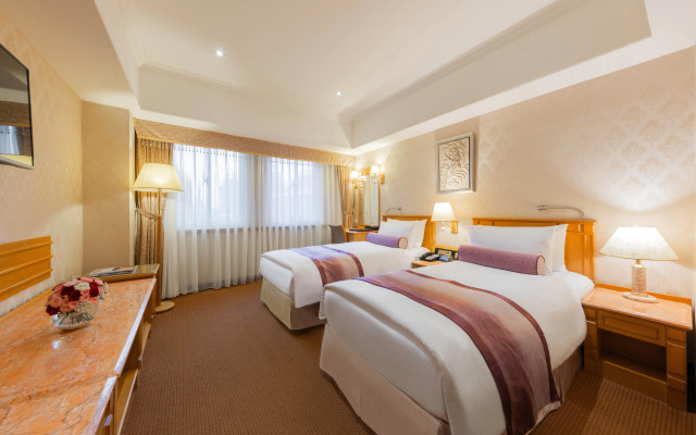 Cosmos Hotel Taipei
