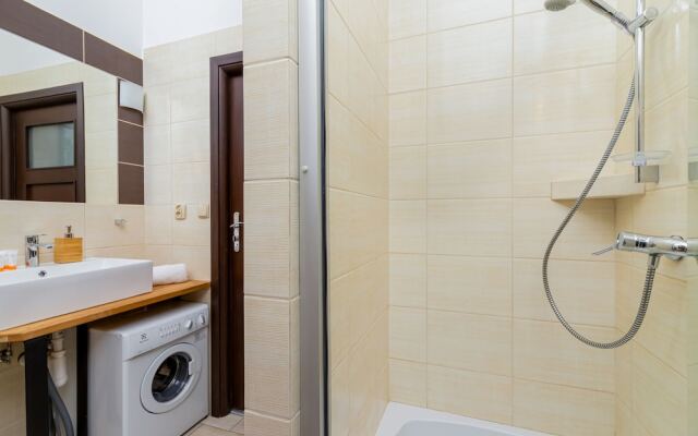 Apartment Krakow Plac Wolnica by Renters