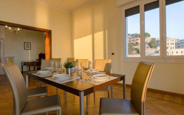 ALTIDO Splendid Apartment for 8 with Beautiful SeaView