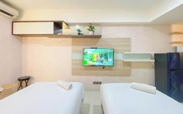 Compact And Comfortable Studio At Apartemen Warhol (W/R) Residence
