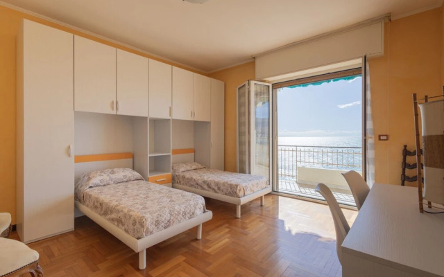 Mare di Liguria Apartment by Wonderful Italy