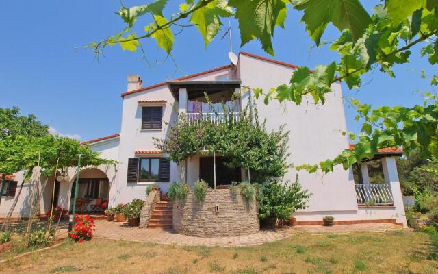 Apartment Saraje 896