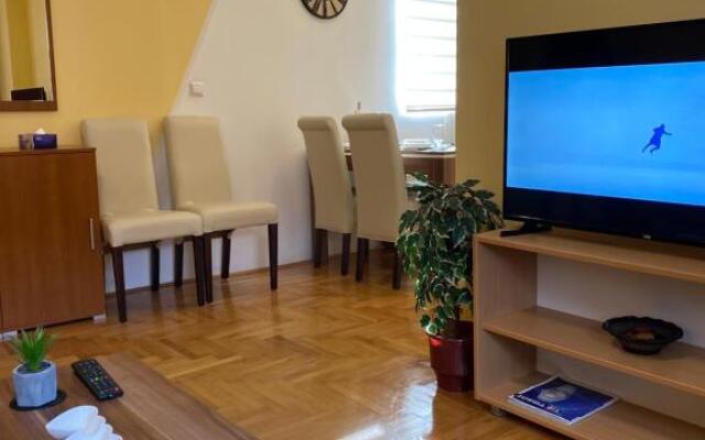 Apartman 16 Kraljevi Cardaci