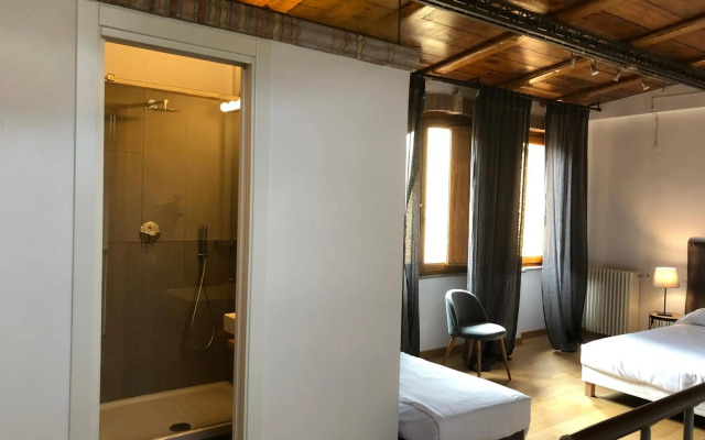 Giuturna Boutique Hotel