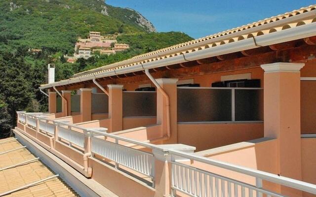Paramonas Hotel