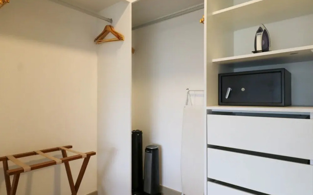 w Admirable 2BR w Modern Balcony in Miraflores