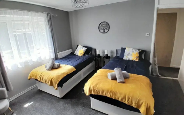 Charming Northampton Apartment With 2 Bedrooms