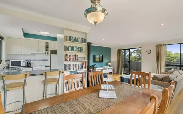 Phillip Island Time - Large home with self-contained apartment sleeps 11