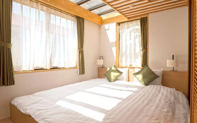 Allamanda Imgya Coral Village