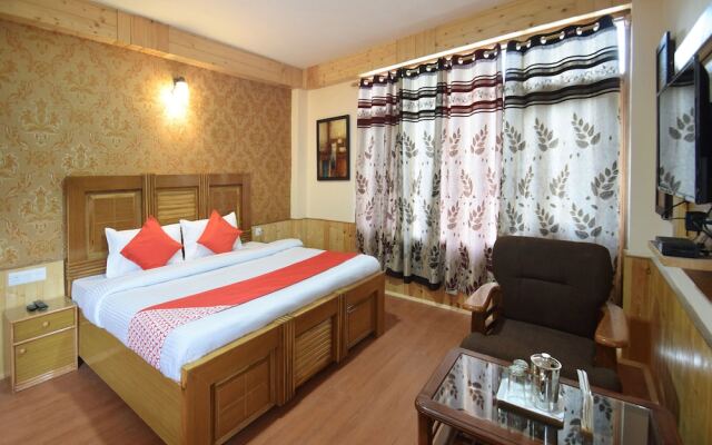 OYO 12275 Crown Hospitality