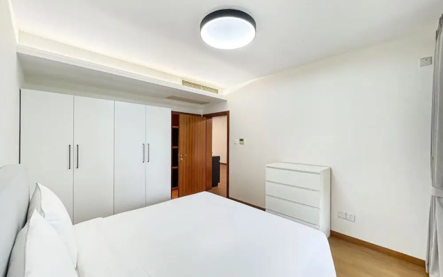 Tyms Entire bedroom Apt By Takashimaya