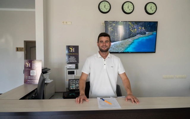 Sariya Hotel