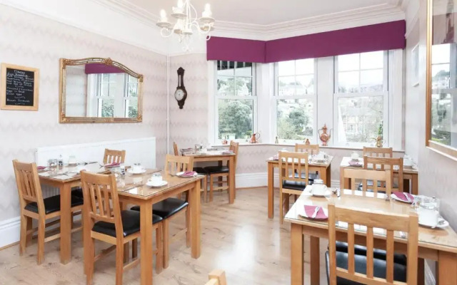 The Ravenswood B&B