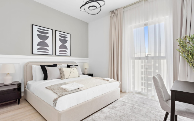 Silkhaus Luxury Canal View 1bdr Yas Island