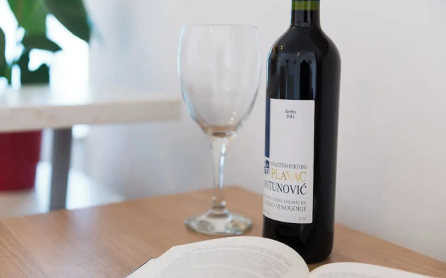 Green Hills Apartment