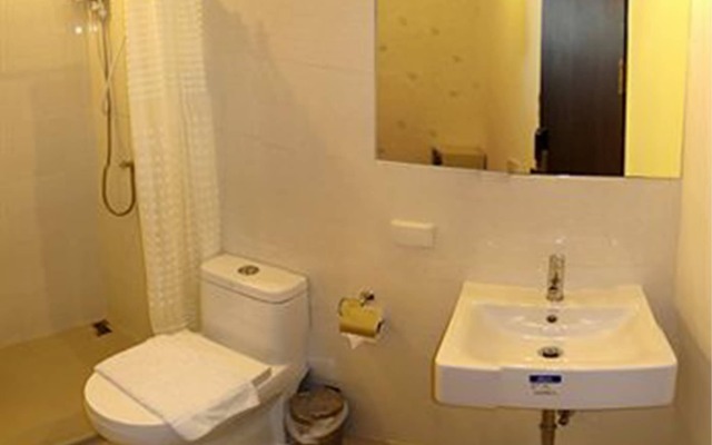 Nantra Sukhumvit 39 Hotel