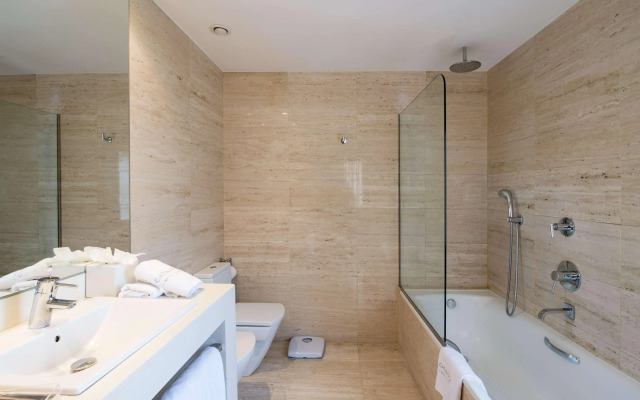 Catalonia Catedral Hotel