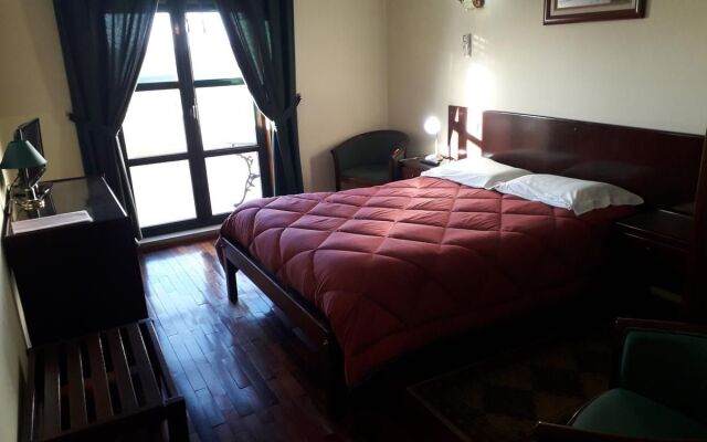 Hotel Trindade Coelho