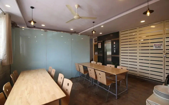 P&P Comforts By OYO Rooms