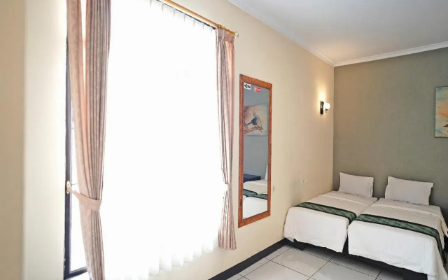 Saung Balibu Hotel
