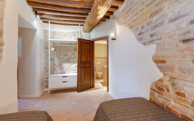Umbria Country Shelter