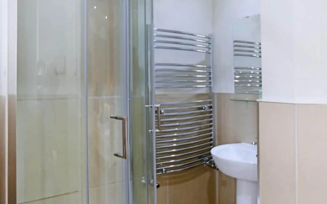 Palmerston Suites