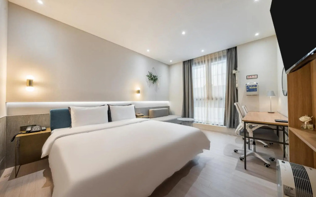 Brown Dot Hotel Masan