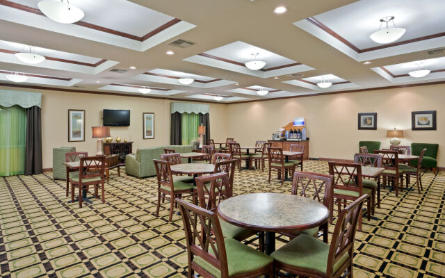 Holiday Inn Express Hotel & Suites Dumas by IHG
