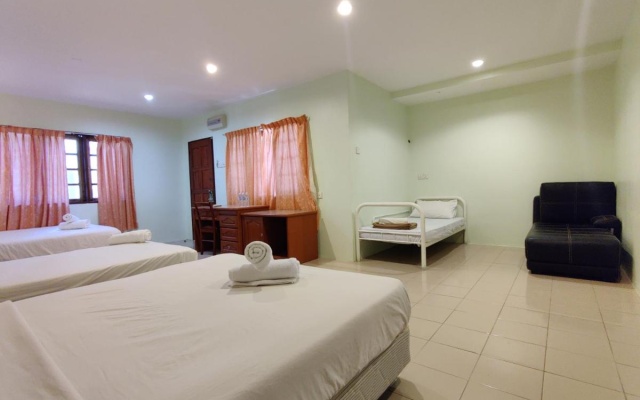 Tekoma Resort – Guest Rooms – Kuala Tahan