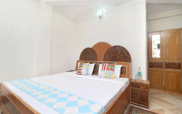 Cheerful Stay By OYO Rooms