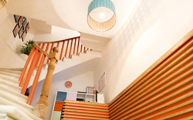 Chinitas Urban Hostel