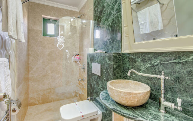 Cunda Esen Otel