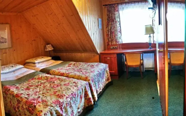 Gościniec Dębowa Gazdówka