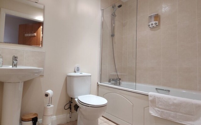 Entire City Centre Apartment - Mount Pleasant