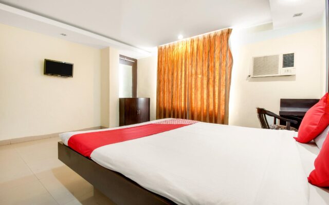 OYO 3336 Hotel Mantri Residency