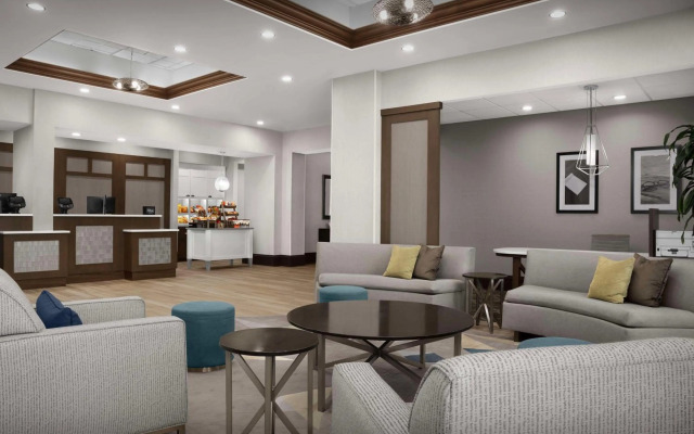 Homewood Suites by Hilton Jacksonville Downtown-Southbank