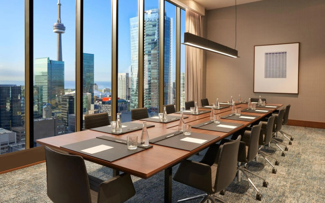 Sheraton Centre Toronto Hotel