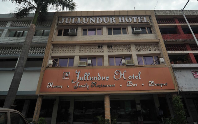 Jullundur Hotel