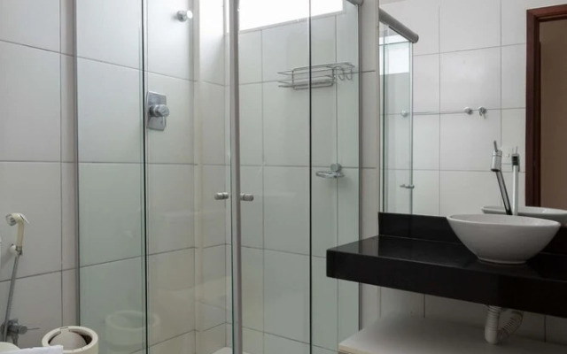 Apartamento Lindo em Condom nio com Piscina