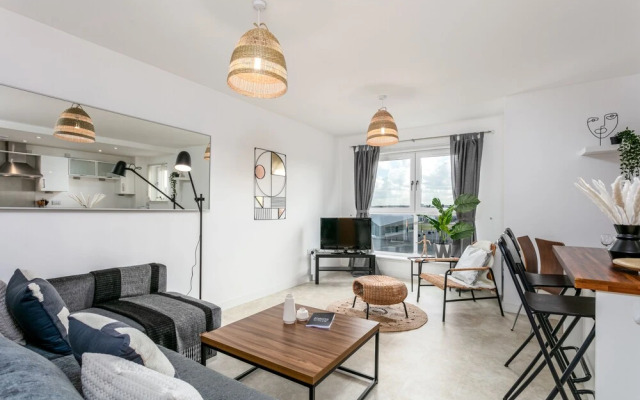 The Douglas - Donnini Apartments