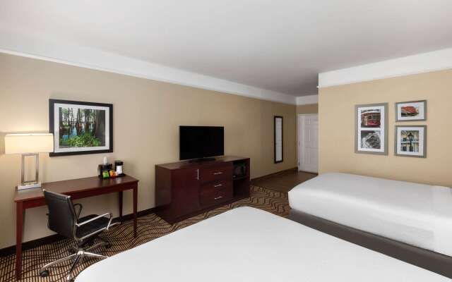 La Quinta Inn & Suites by Wyndham Houma