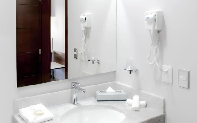 Comfort Inn & Suites Los Cabos