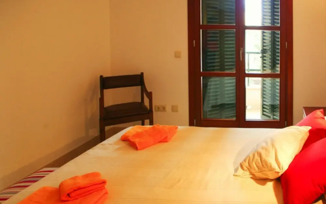 House in S'illot Near Sandy Beach