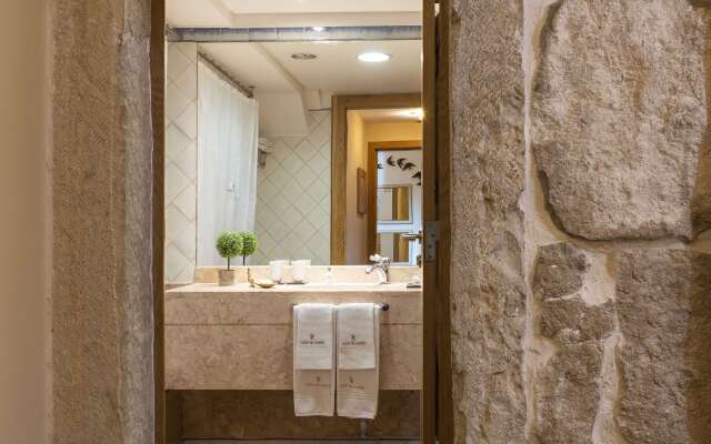 Solar Do Castelo, a Lisbon Heritage Collection
