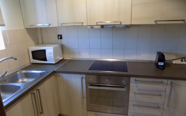 Central Cute 2Bd Balcony apt in Skiathos