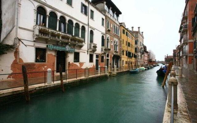 Easy Hostel Venice
